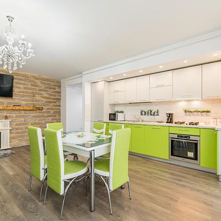 Apartament 2 Camere Narcis Braşov Exterior foto